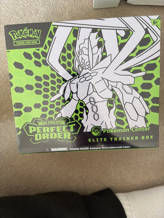 Perfect order Pokemon Centre ETB